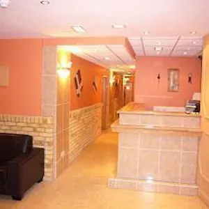 2* 酒店 Hounslow Central Hotel