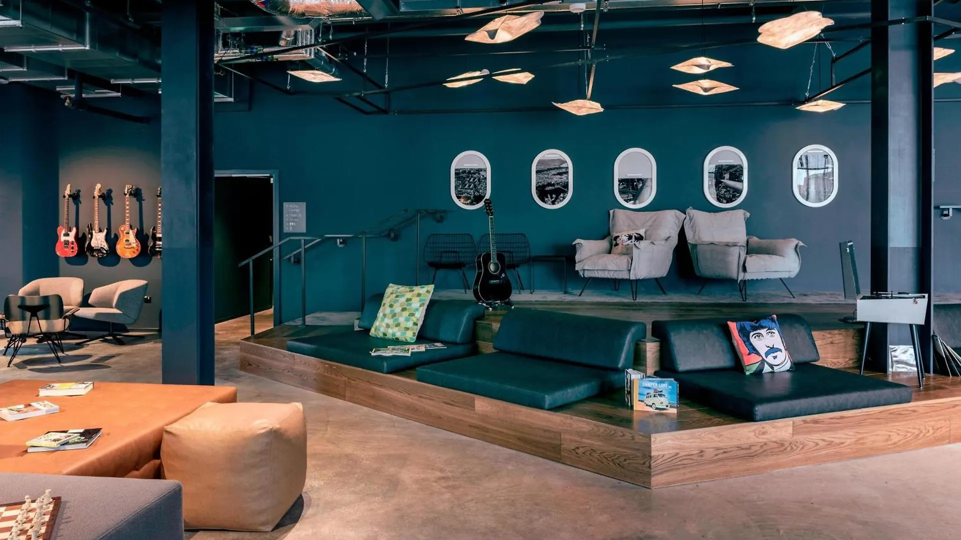 ****  Moxy London Heathrow Airport Hotel Hounslow United Kingdom