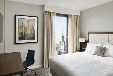 Moxy London Heathrow Airport Hotel Hounslow United Kingdom